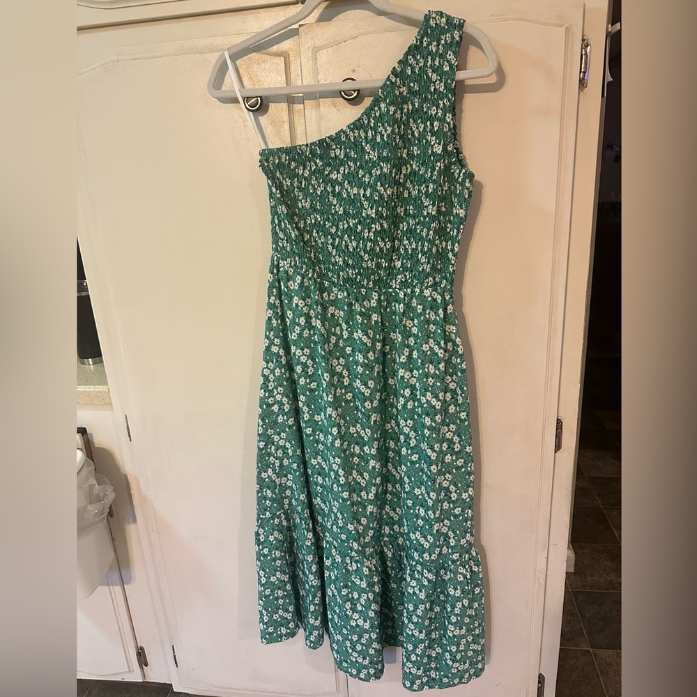 Green Floral Women's Dress - Picture 3 of 9